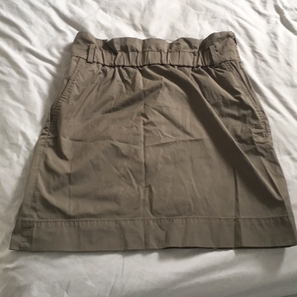 Adorable stretchy skirt